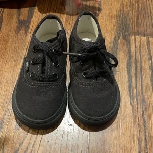 New black Vans without box